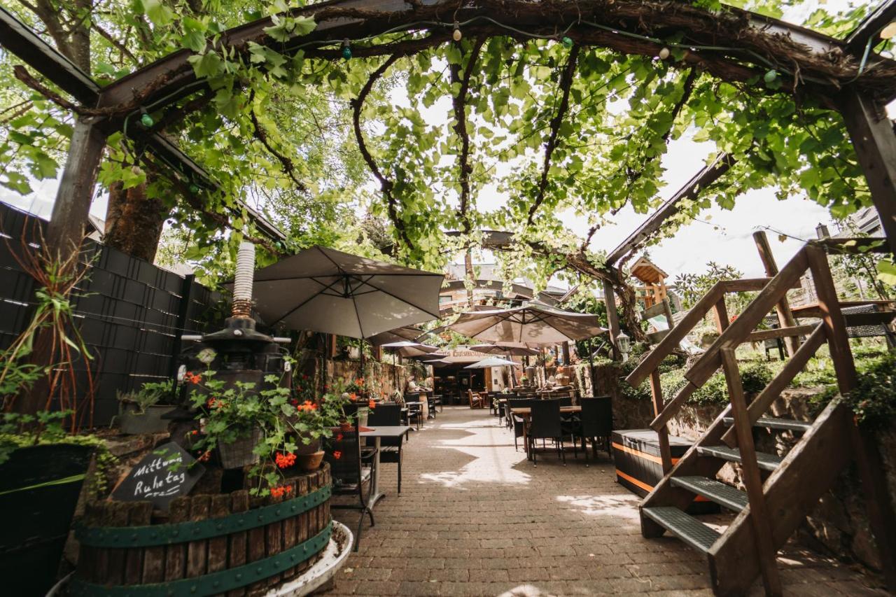 Wein- Und Gaestehaus Schwaab&Sohn Эрден Экстерьер фото